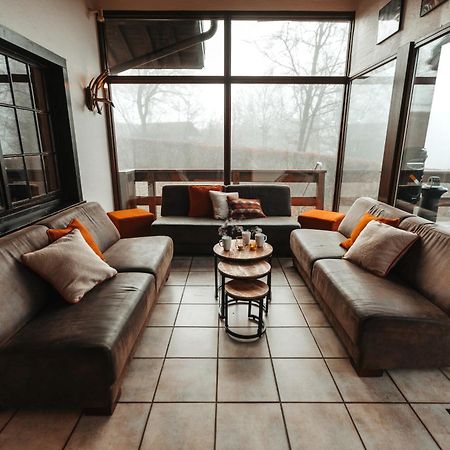 Le Grand Cerf 25 Pers, Malmedy- Chalet Rustique, Jardin Bagian luar foto