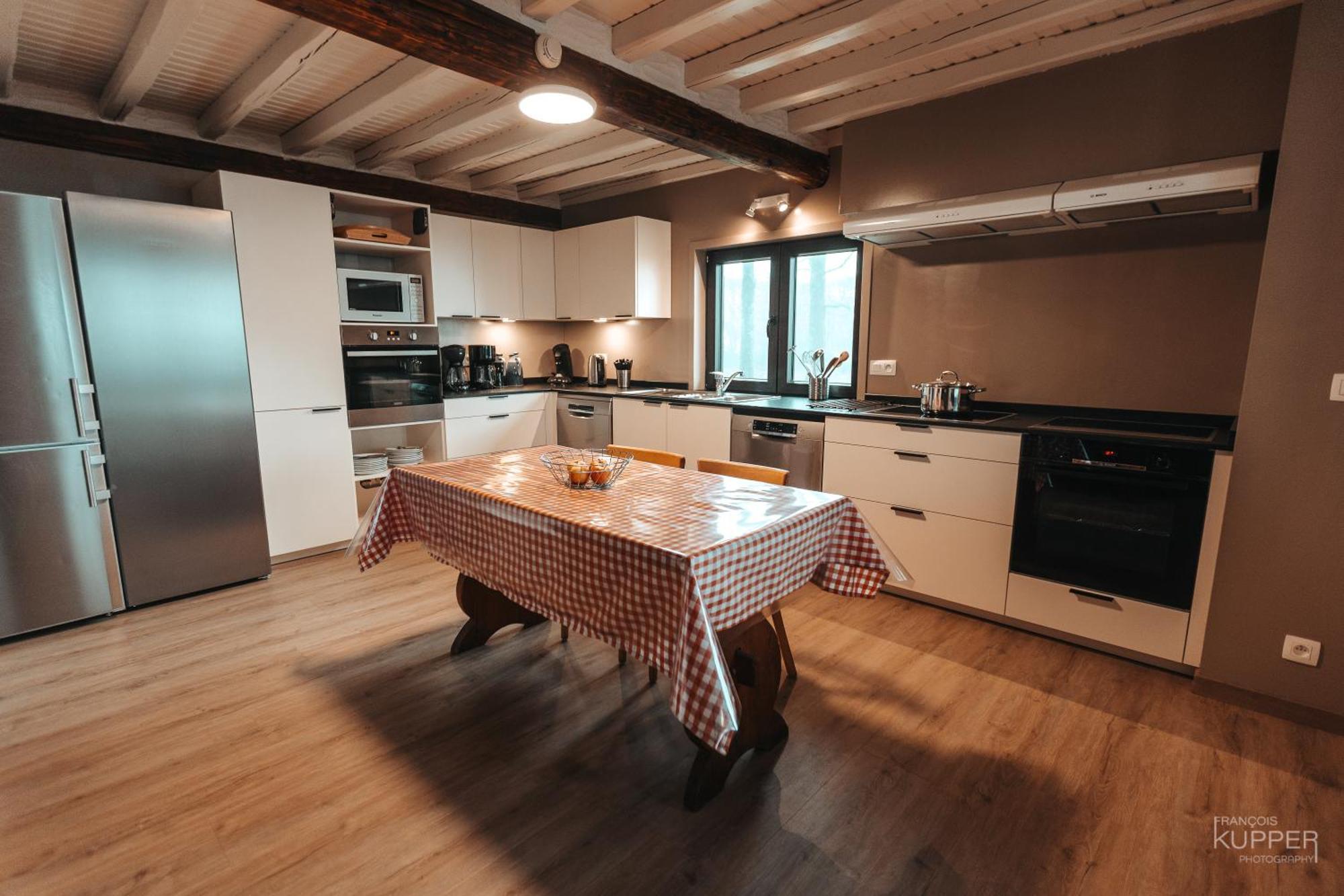Le Grand Cerf 25 Pers, Malmedy- Chalet Rustique, Jardin Bagian luar foto